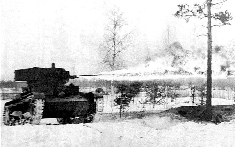 Легкий химический танк ХТ-130